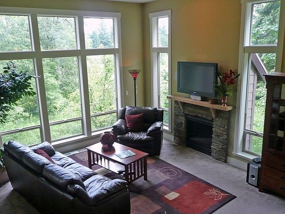 2nd image of 16332 SE Merganser Ct