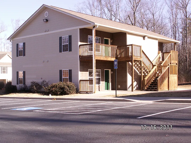 7400 Courtyard Dr #7400 — Photo 14