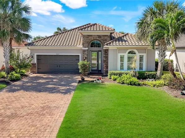 9447 Quarry DR, NAPLES, FL 34120