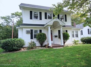 587 Holmdel Rd, Hazlet, NJ 07730