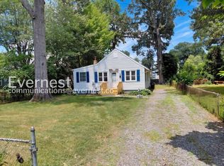 227 Lincoln Ave, Colonial Beach, VA 22443