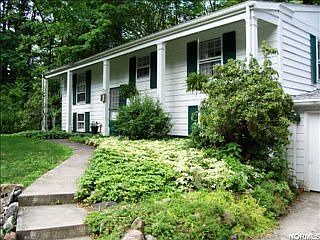 3rd image of 14475 Broadwood Dr
