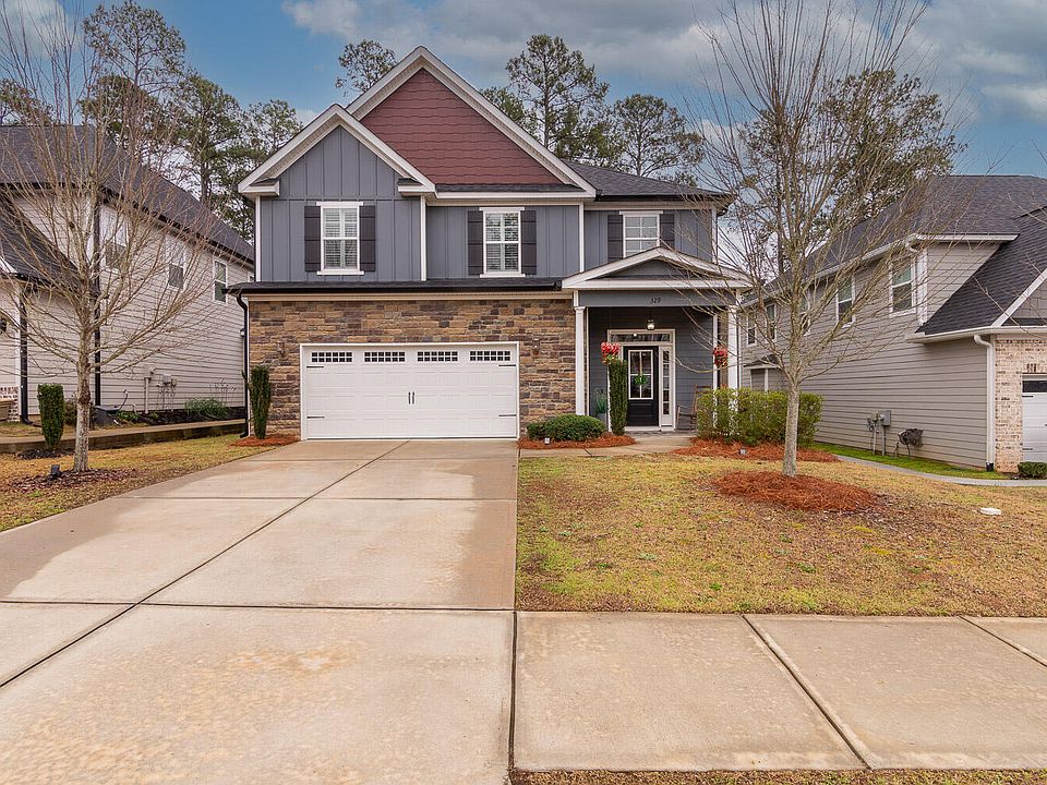 1st image of 329 Colonnades Drive