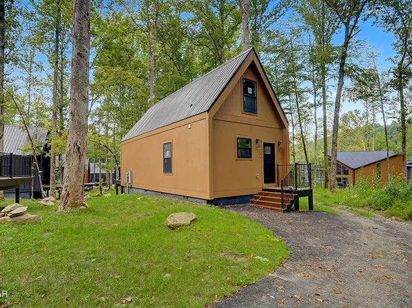 204 Braydens Way, Gatlinburg, TN 37738