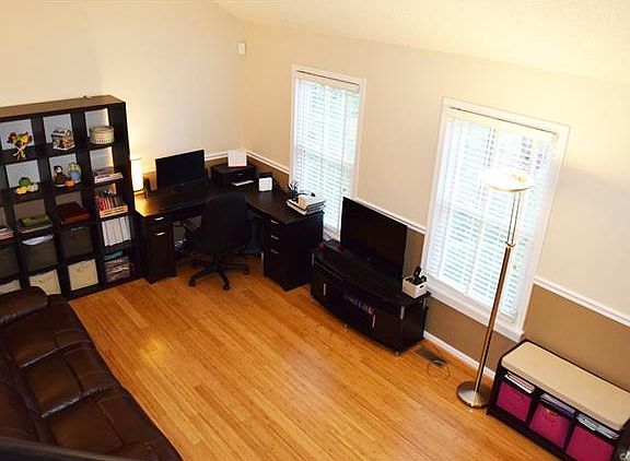 4th image of 7089 Senn Way