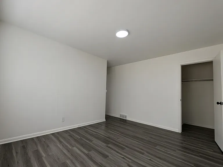 5003 Tamery Ln #4 — Photo 9