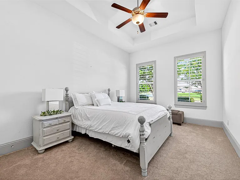 2072 Laurie Darlin Dr — Photo 20
