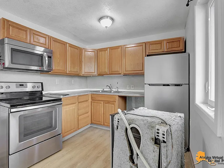 3503 Indiana St — Photo 10