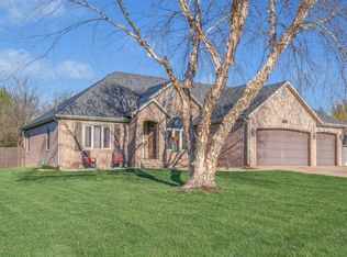 2341 S Marlborough Ave, Springfield, MO 65807