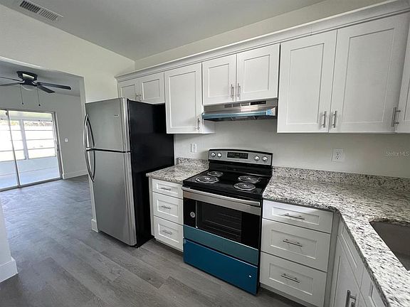 3rd image of 4211 SW 145th Place Rd