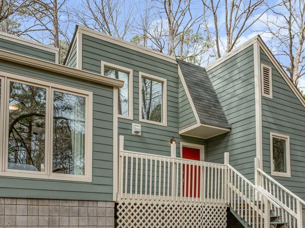 104 Strawberry Patch, Chapel Hill, NC 27516