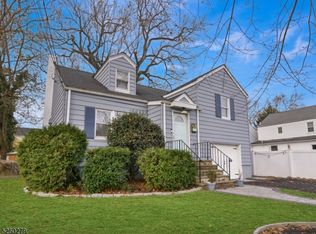 942 Roanoke Ave, Hillside, NJ 07205