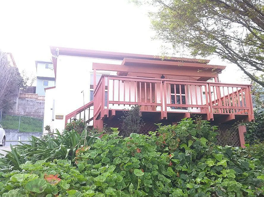 2418 Somerset Ave photo 1