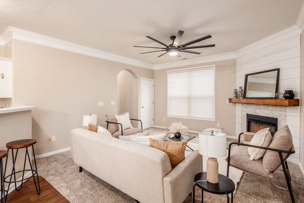 next background image