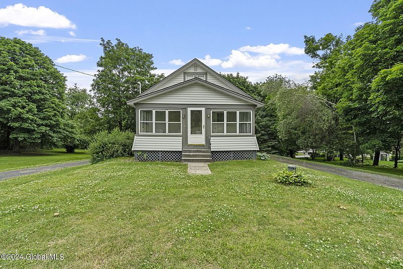 3rd image of 487 Grange Road