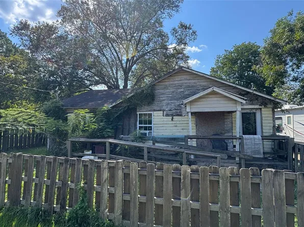 150 S Dewitt Rd, Vidor, TX 77662