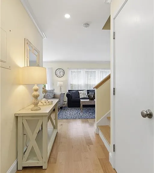 61 Clinton St #C — Photo 15
