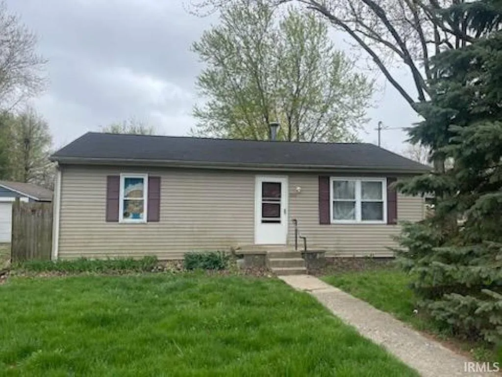 1003 E Spraker St photo 1