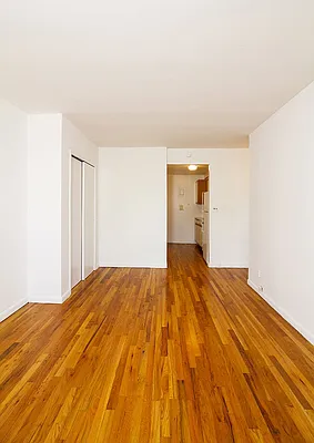 Rented by Keller Williams NYC | media 11