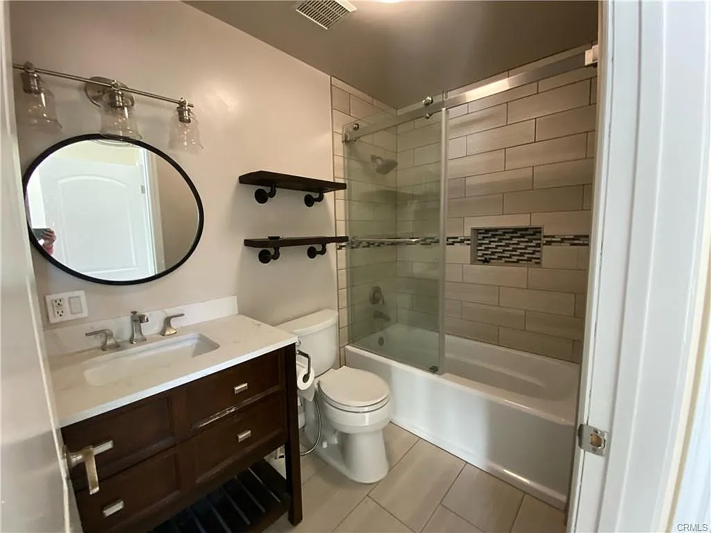 3 bed, 1167 sqft, $3,200 — Photo 4