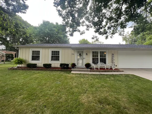 706 Magnolia St, Saint Marys, OH 45885