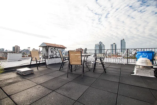 Rented by Nooklyn NYC LLC | media 34