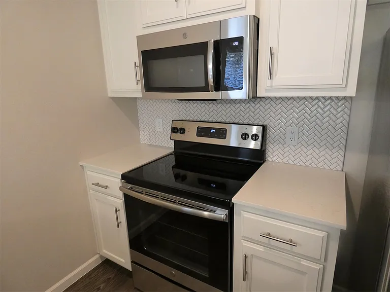 409 Vail Cir — Photo 12