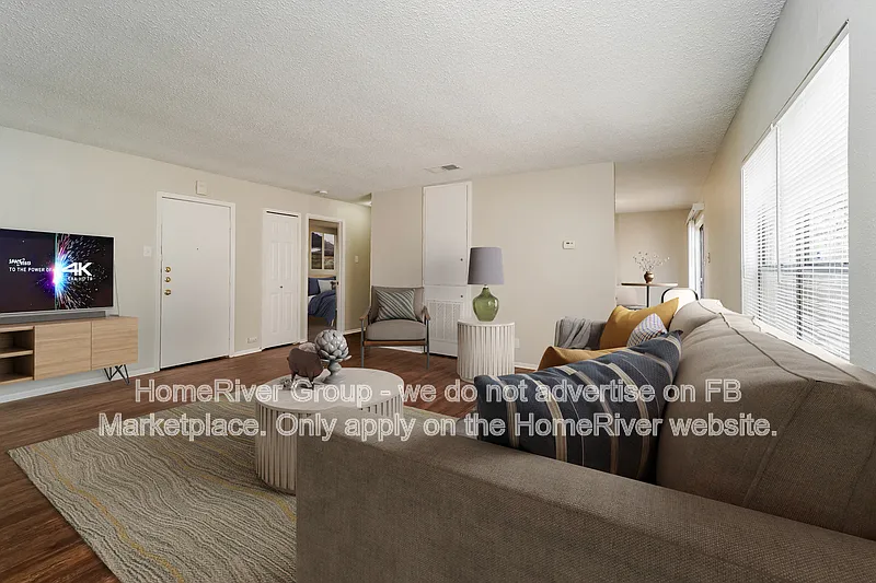 2 bed, 1.0 bath, 969 sqft, $1,195 — Photo 4
