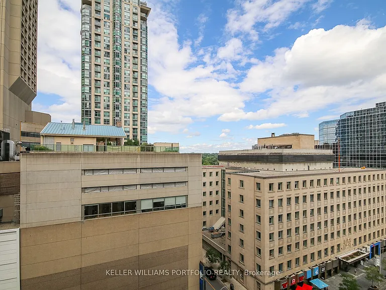 85 Bloor St E #1204 — Photo 17