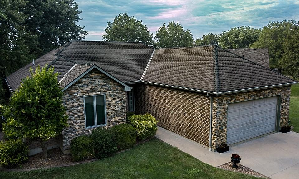 1st image of 704 Lewis Dr