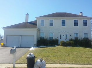 18 Almond Rd, Burlington, NJ 08016