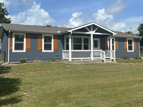 1206 Karen Ln, Groesbeck, TX 76642