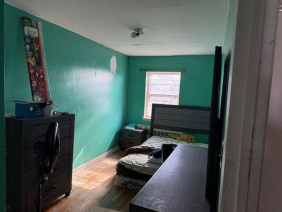 5th image of 926 Rockaway Pkwy