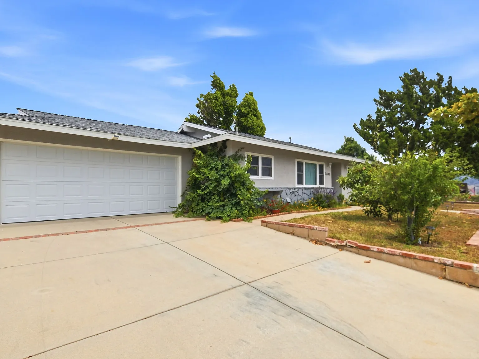 3 bed, 1434 sqft, $5,000 — Photo 2