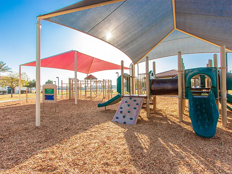 Stone Park - Military Housing — Photo 13