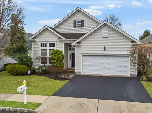 35 Stamford Drive, Jackson, NJ 08527