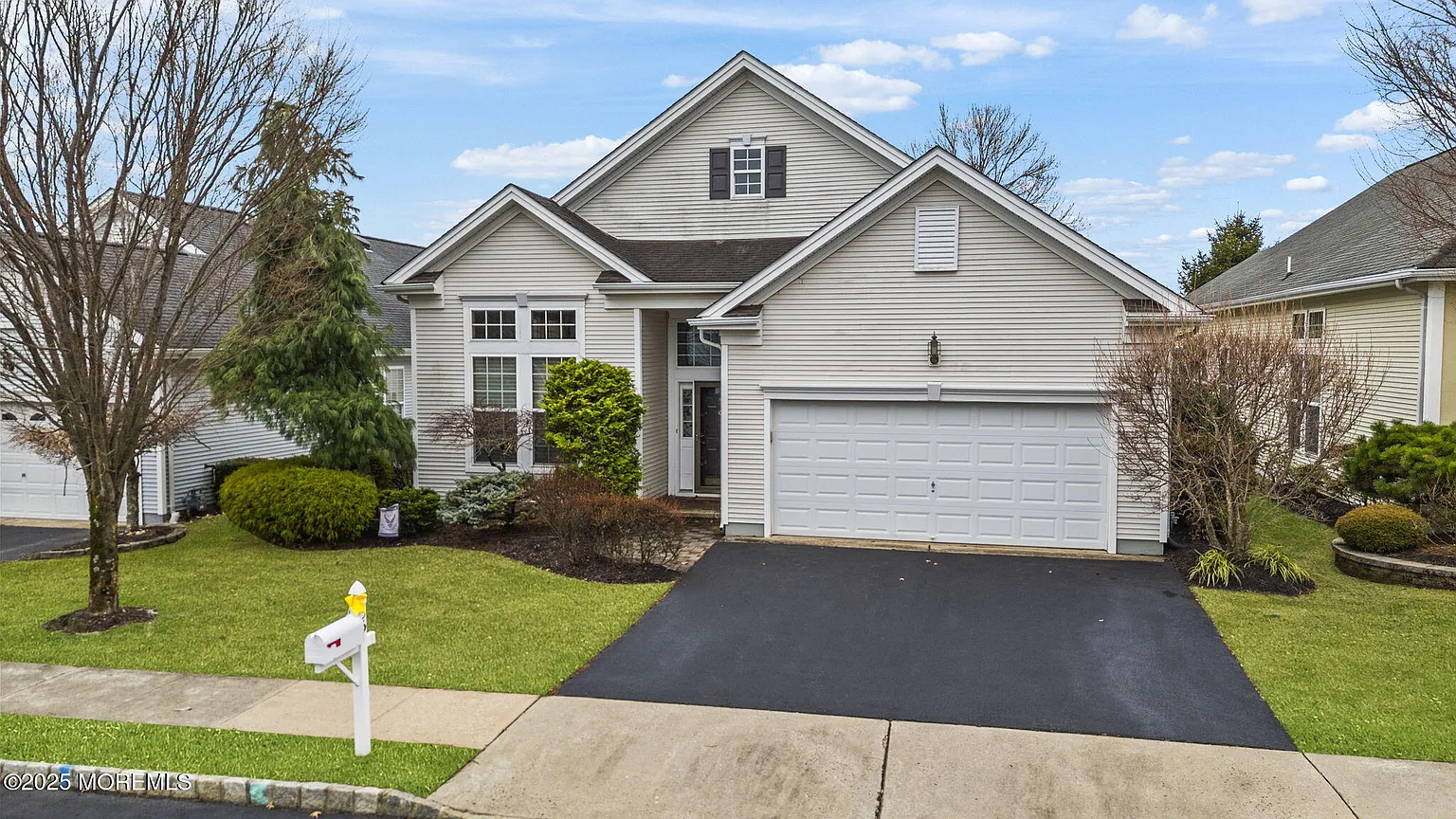 35 Stamford Drive photo 1