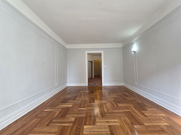 4th image of 233 W 233rd St APT 3E