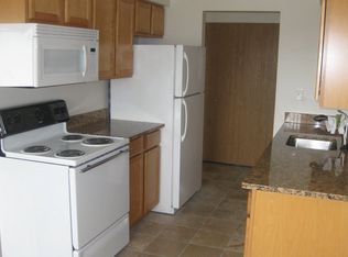 5234 Perry Rd APT 10, Grand Blanc, MI 48439