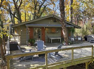 60 Crescent Dr, Eureka Springs, AR 72632