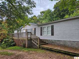 820 Mammoth Cave Rd, Brownsville, KY 42210