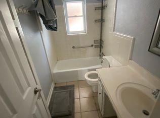 828 Patricia St, Irving, TX 75060