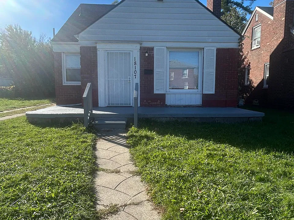 18107 Saint Marys St