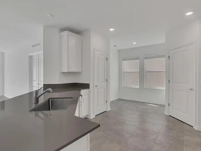 2649 Armstrong Ave #A — Photo 7
