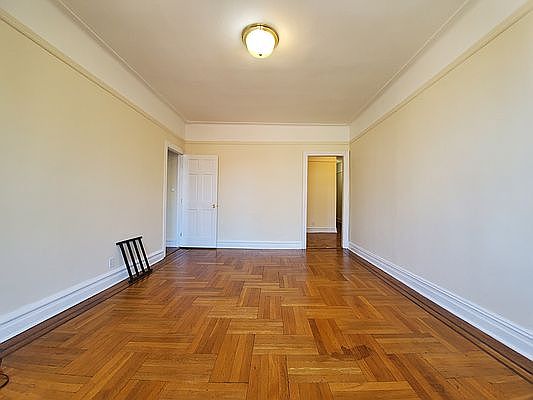 5th image of 5501 15th Ave APT 6E