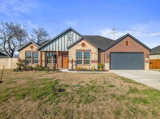 104 Guavin Ln, Blue Ridge, TX 75424