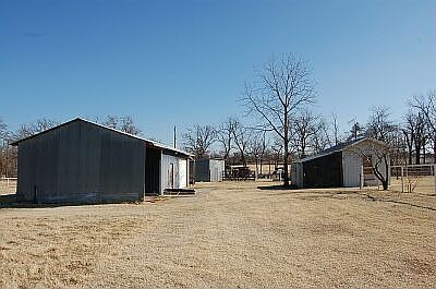 Electric Barns & Shop
