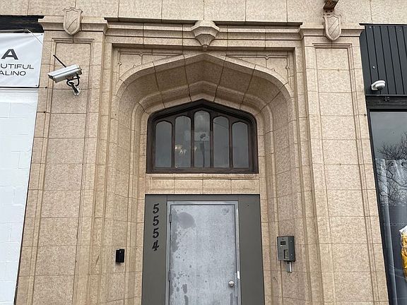 2nd image of 5550 W North Ave #306