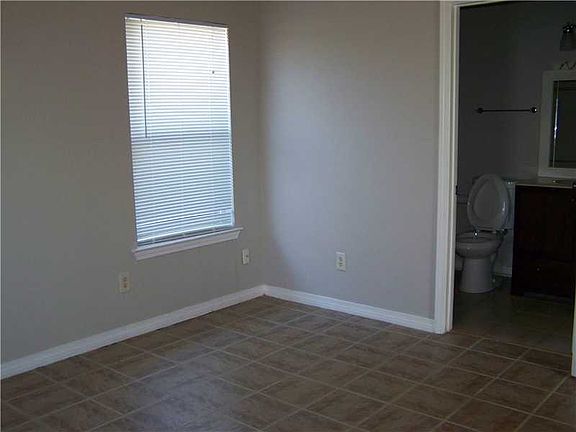 4th image of 3530 N Homestead Dr
