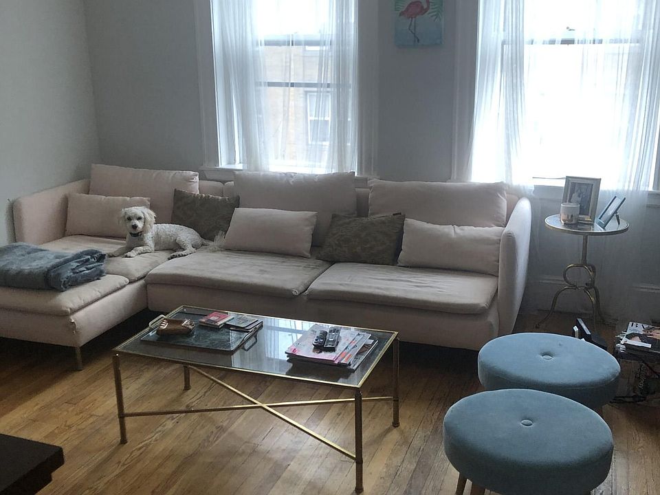 1st image of 10 Lothian Rd APT 7